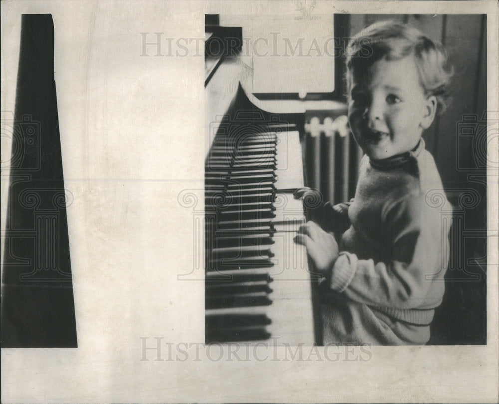 1947 Dr. Rodzinaski is new conductor of Chicago Symphony Orch. - Historic Images