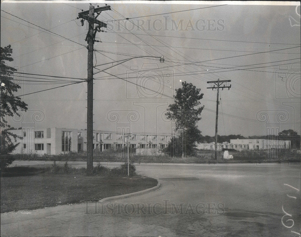 1965 William Riley Builds Apartment Complex - Historic Images