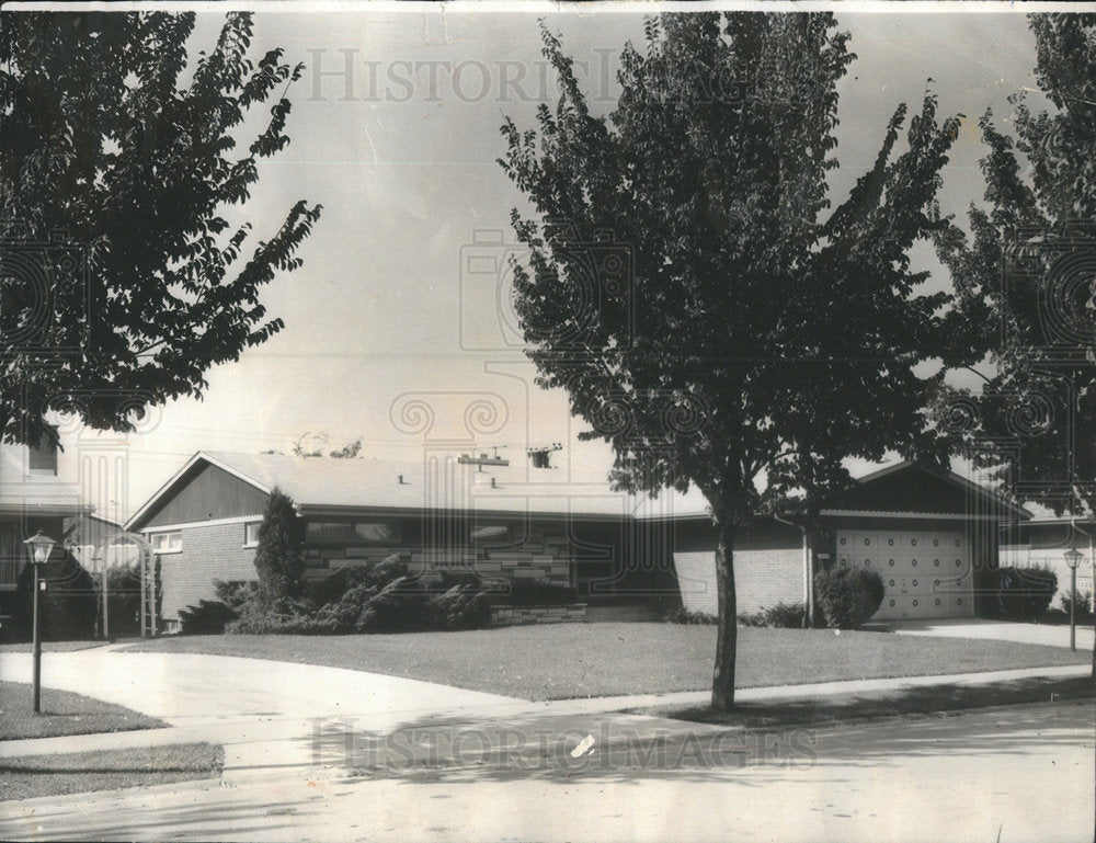 1965 Press Photo William G Riley American Businessman La Grange - RSC52851 - Historic Images