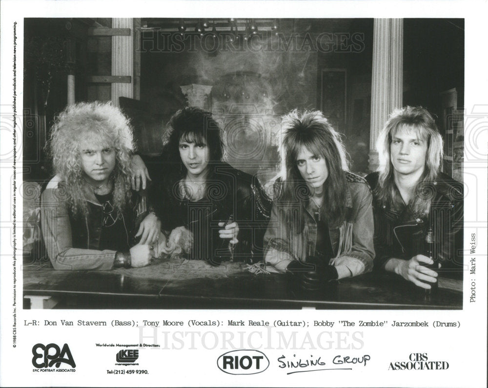 press photo Riot rock band - Historic Images