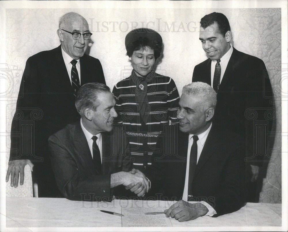 1969 Millard Robbins President said the Firm Arranged Financing - Historic Images
