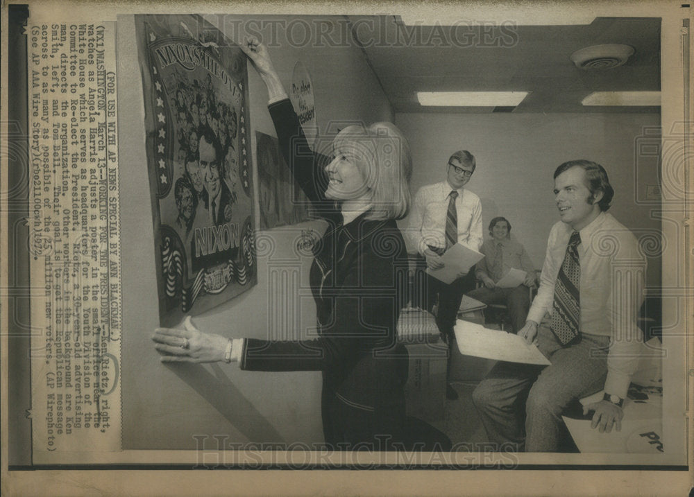 1972 Press Photo headquarters for the Youth Division of the Committee - Historic Images