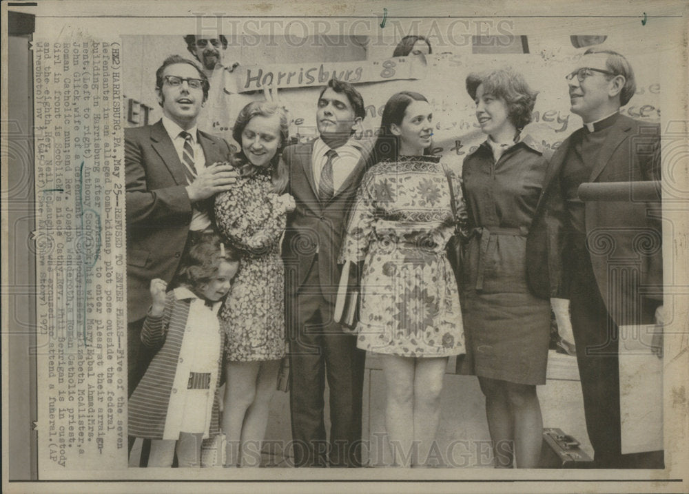 1971 Anthony Scoblick and his wife Mary Eqbal Ahamad - Historic Images