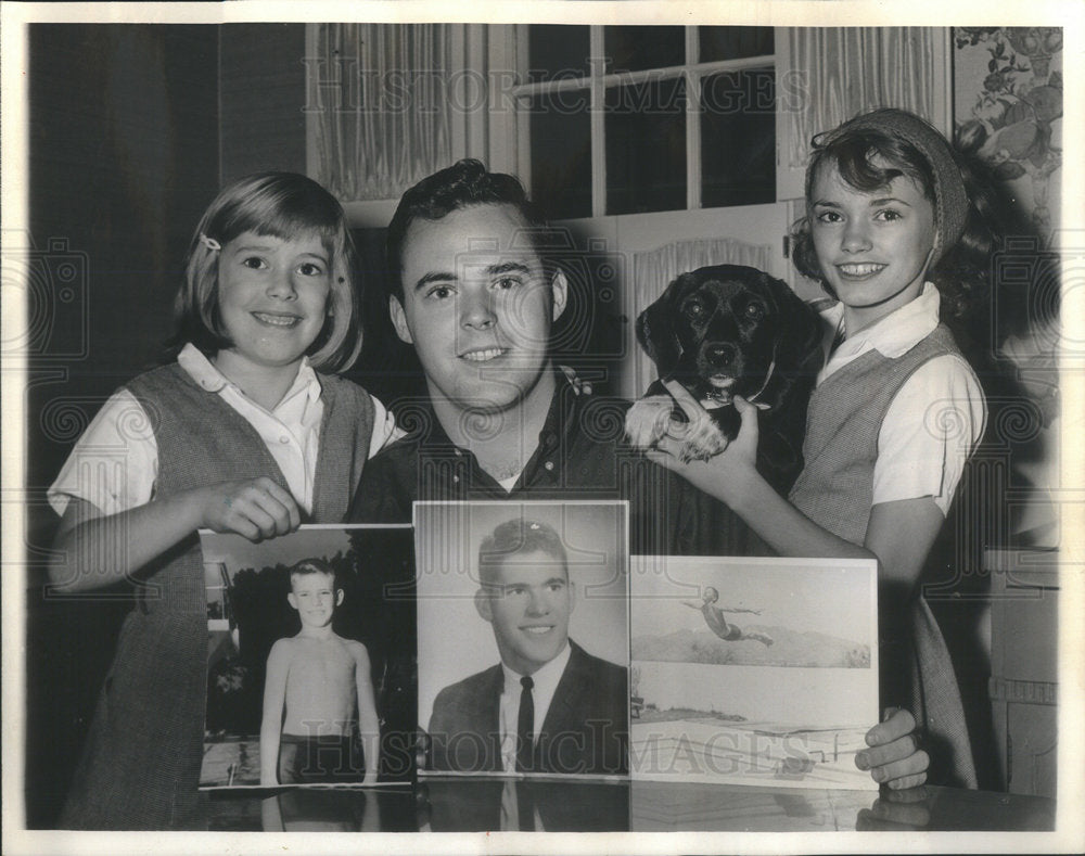 1964 Bud,Debbi and Sandi Sitzberger,proud siblings - Historic Images