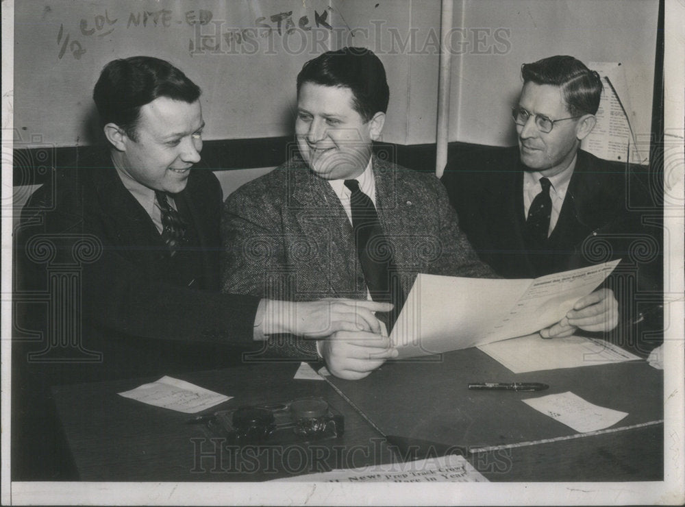 1937 The Ford Organizer Committee Meeting With Walter Reuther - Historic Images