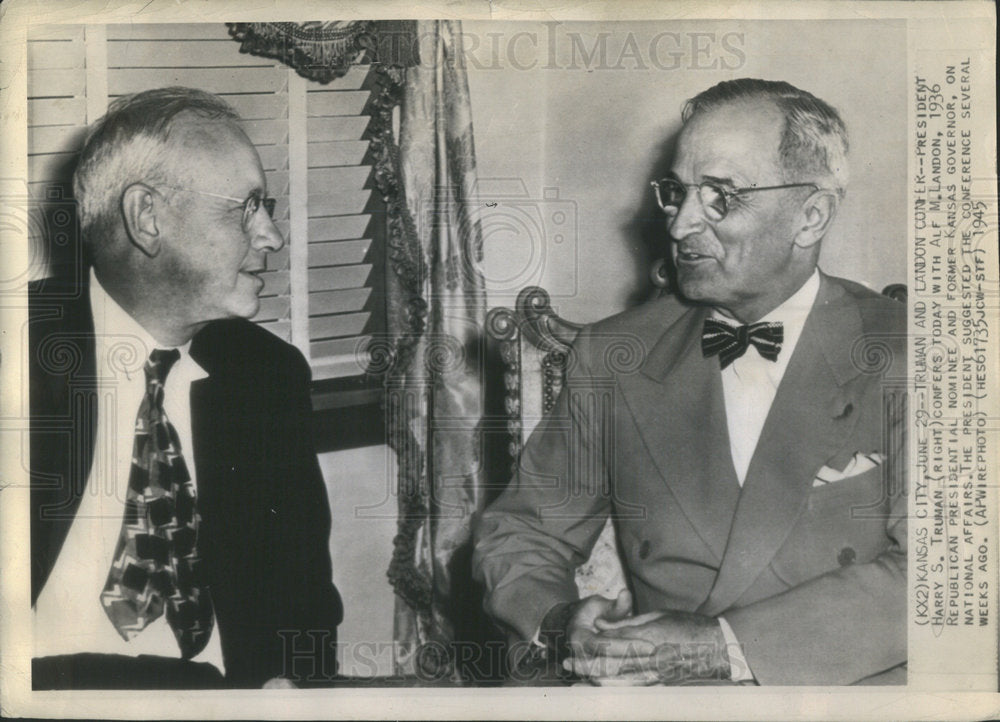 1945 Press Photo President Truman and Alf M. Landon Confers - Historic Images