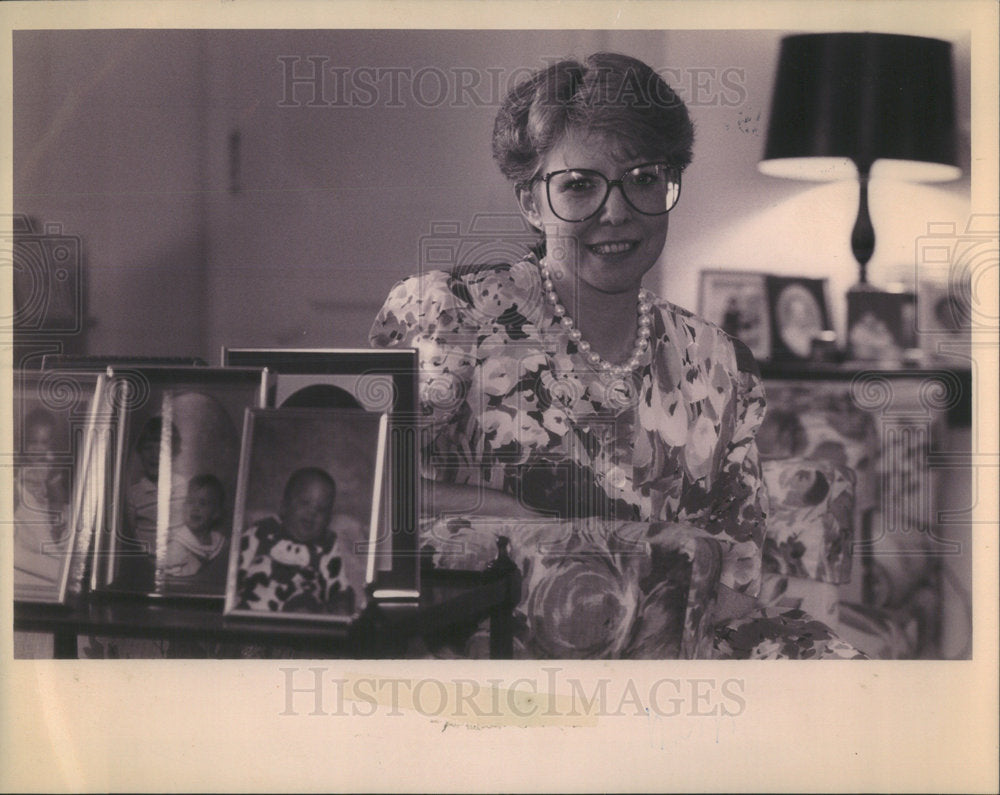 1994 Press Photo Julie Tye President of the Cradle - RSC55185 - Historic Images