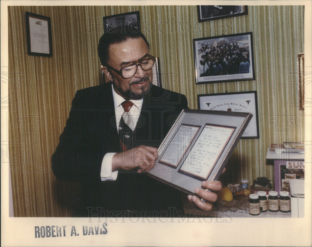 1990 Rev. Morris Tynes Great Mount Moriah Baptist Church South Side - Historic Images