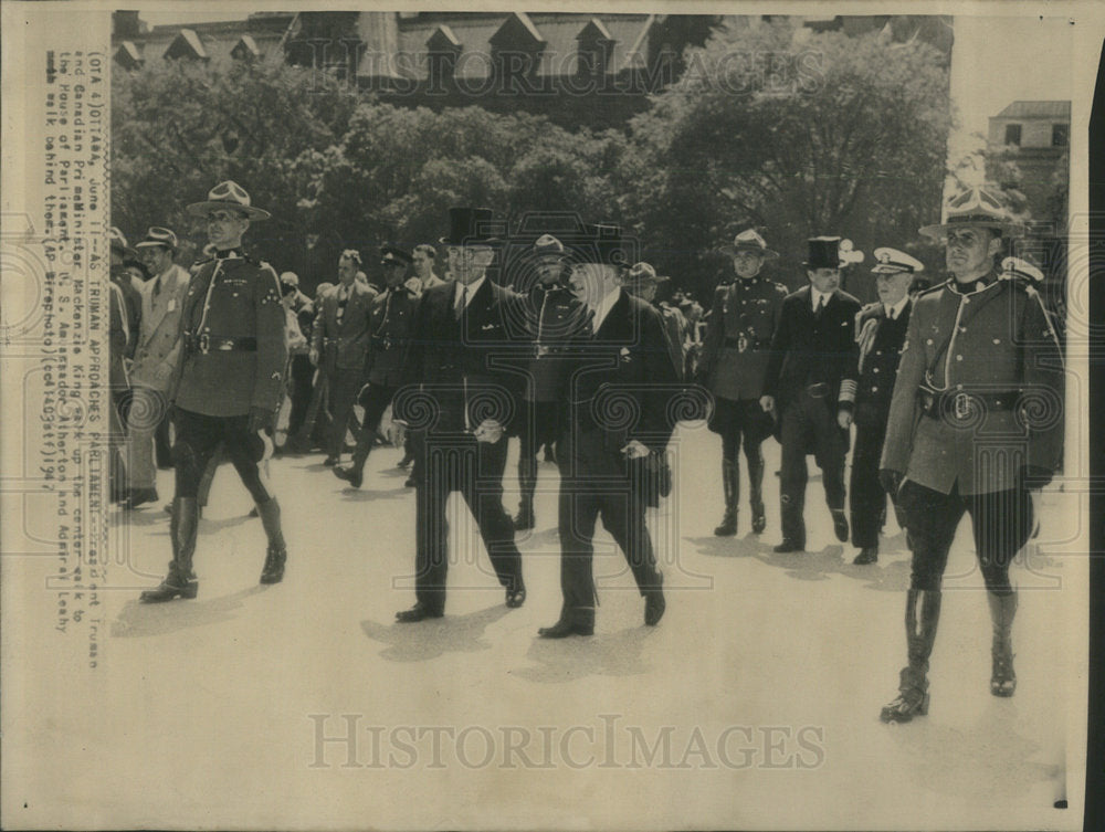 1947 President Harry Truman Canadian Prime Minister Mackenzie King - Historic Images
