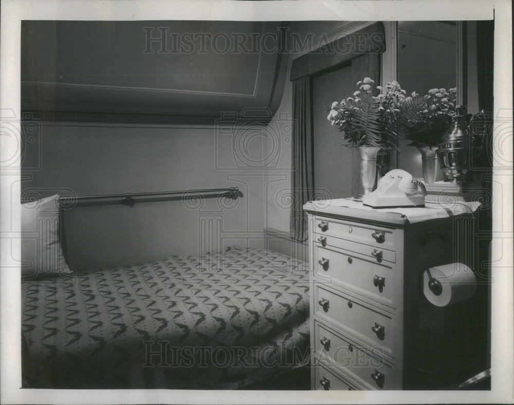 1948 President Truman's Campaign Train Car - Historic Images