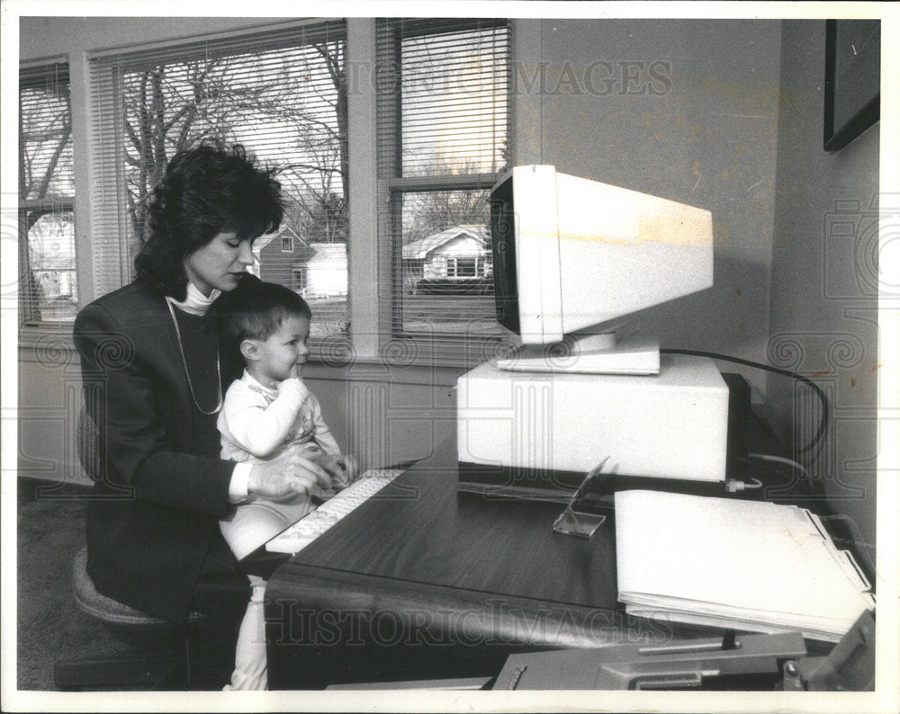 1987 Press Photo Vida An Mueller Heads The Oakbrook Women Entrepreneurs - Historic Images