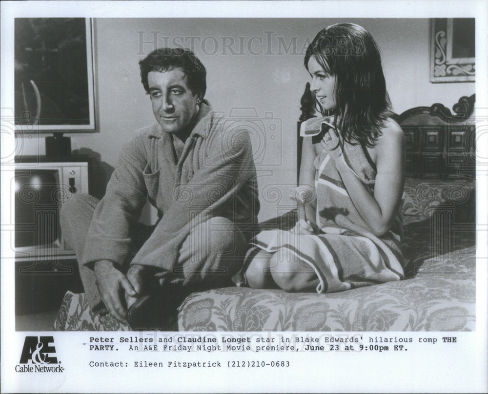 Press Photo Peter Sellers Claudine Longet star Blake Edward Party Night Movie - Historic Images