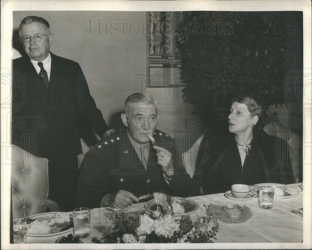 1944 Mrs Jack Waren Warner Bros President Lt General William Knudson - Historic Images