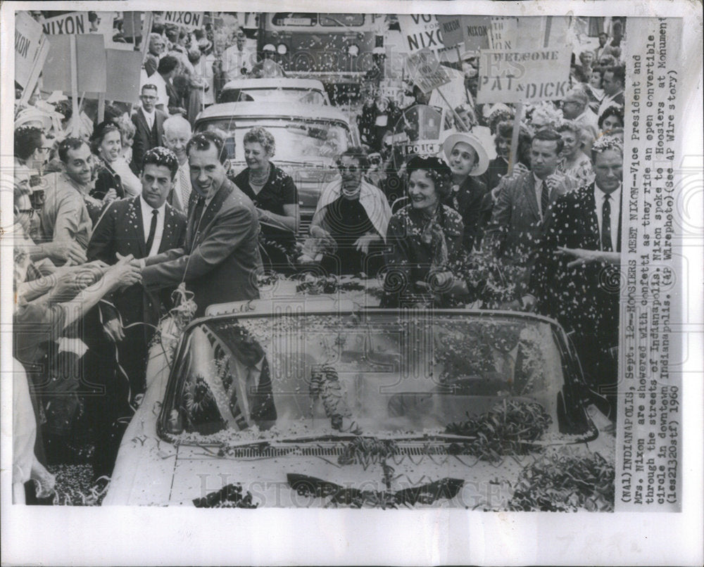 1960  Vice President Mrs Nixon Indianapolis Hoosiers convertible - Historic Images