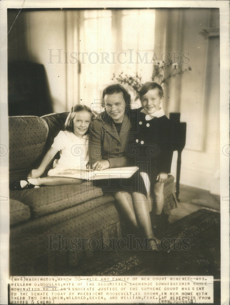 PRESS PHOTO MRS. WILLIAM O. DOUGLAS WIFE  ASSOCIATE JUSTICE COMMISSIONER - Historic Images