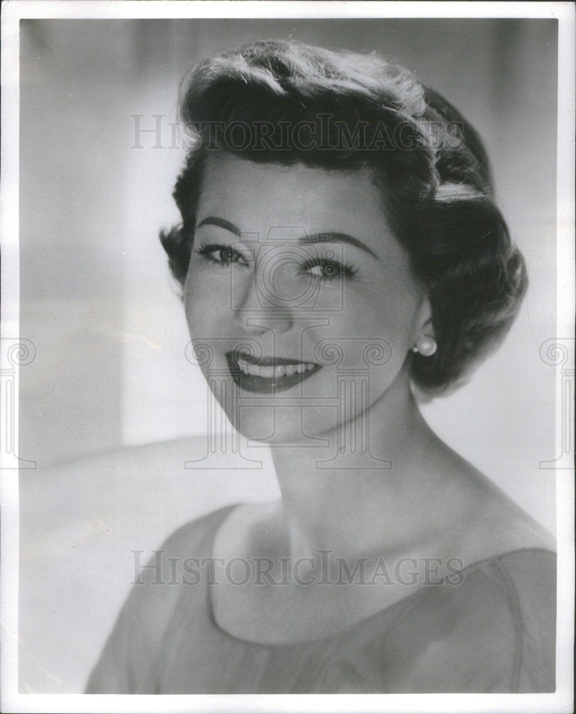 Press Photo Actress Harriet Nelson on The Adventures of Ozzie and Harriet - Historic Images