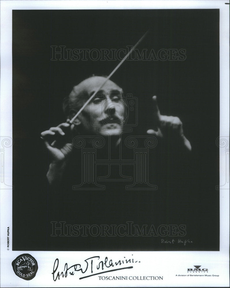 Press Photo of Scottish-born Australian Composer Robert Hughes - Historic Images