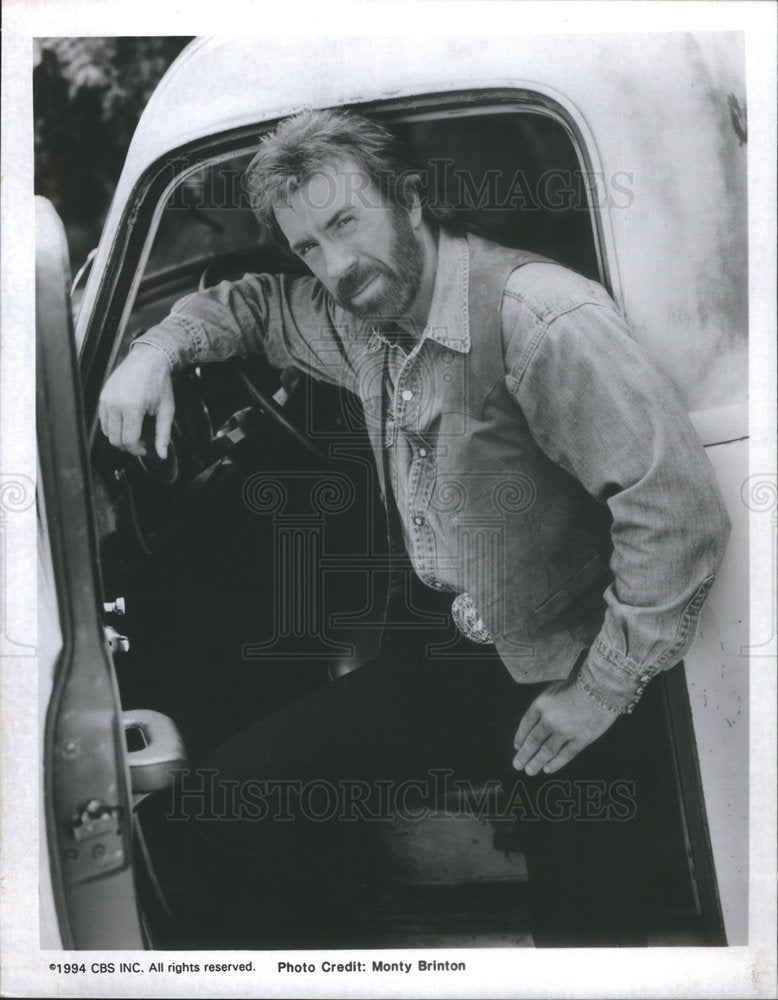 Press Photo Chuck Norris Cordell Walker Texas Range CBS Television Network Film - Historic Images