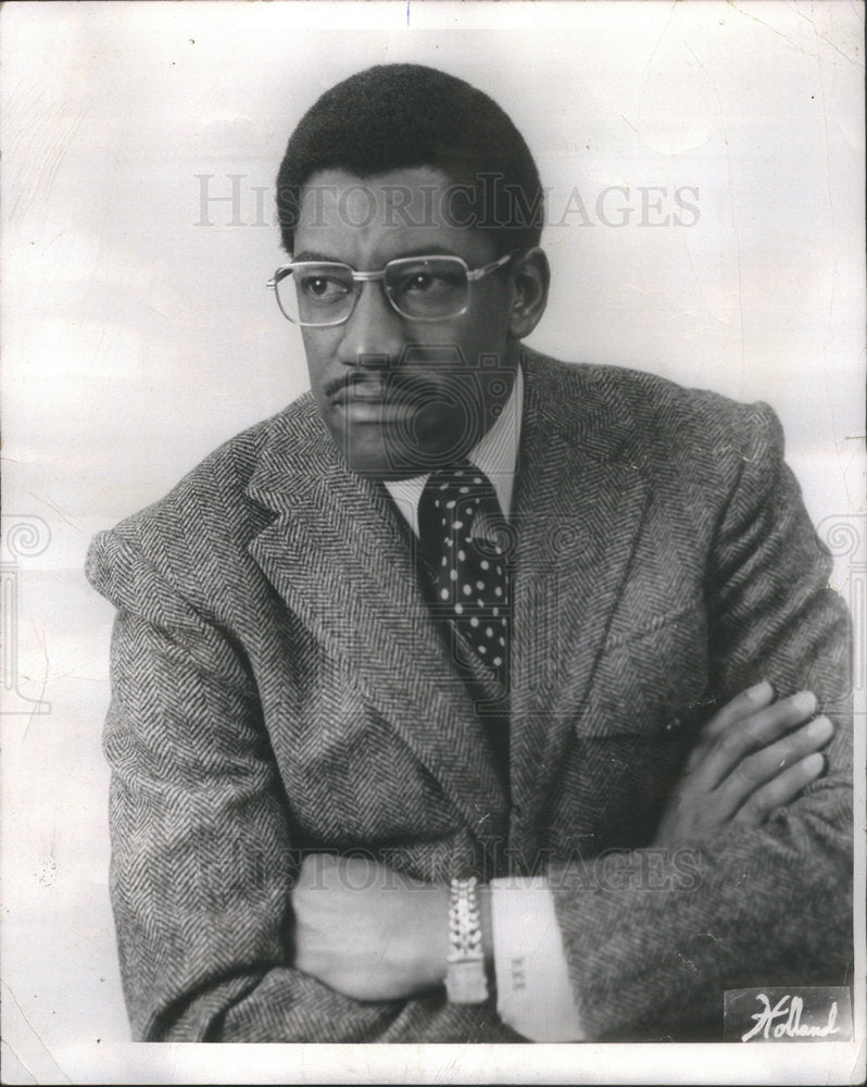 1977 Press Photo Robert Trucker Department Housing Urban general counsel - Historic Images