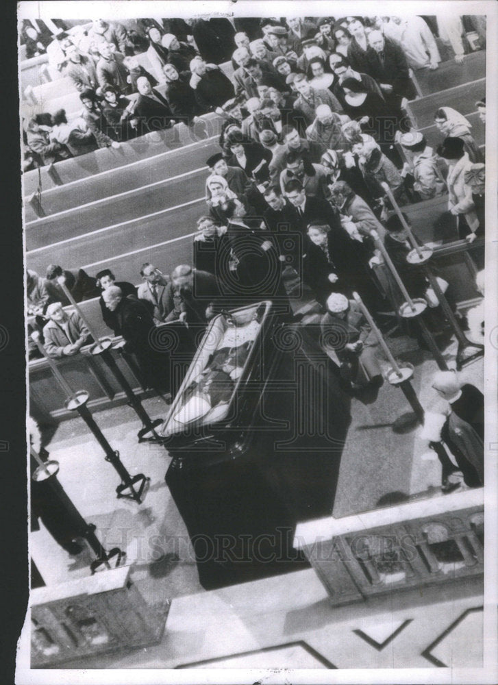 1962 Mourners Move Up Aisle In St Johns Cathedral To Aloisius Muench - Historic Images