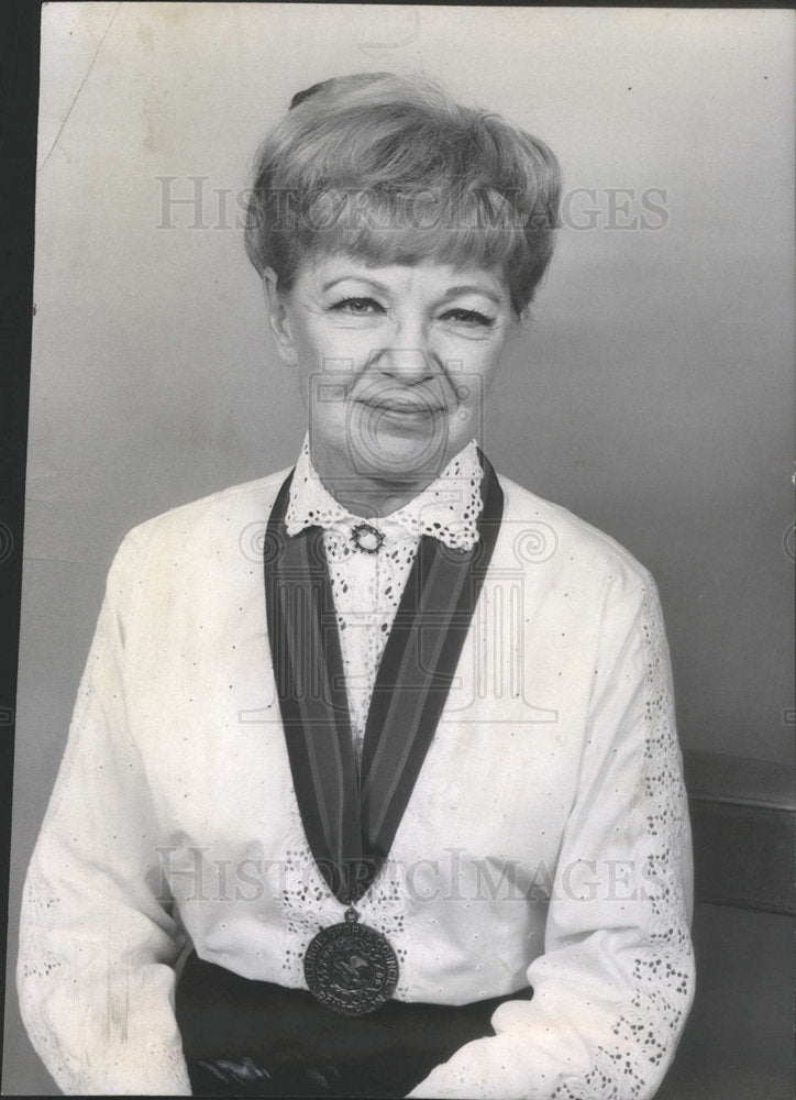 1967 Press Photo Edan Wright Writer Reporter - Historic Images