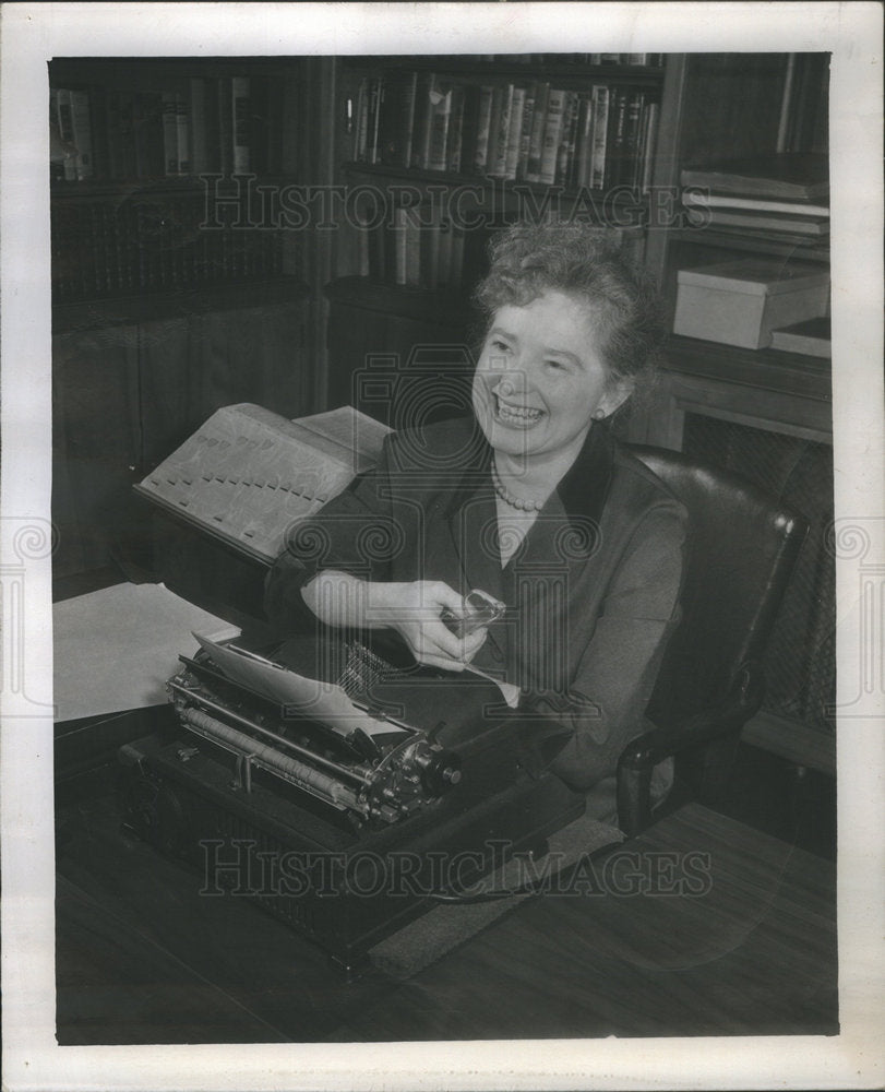 1950 Press Photo Mary Jane Ward American Author Writer Chicago Michigan - Historic Images