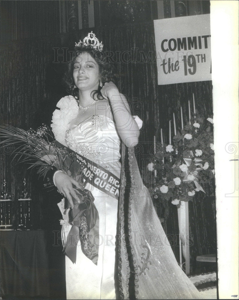 1984 Press Photo Angeles Silva Rican Queen Coronation Ball Beauty Contest - Historic Images