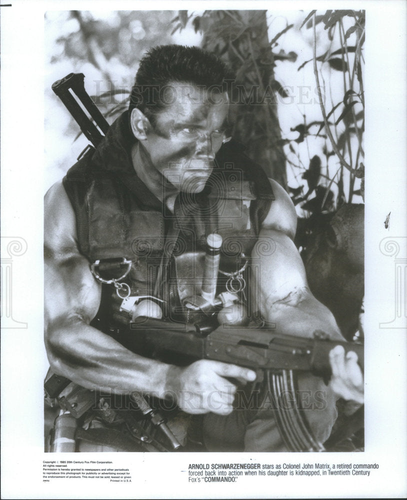 1995 Press Photo Commando Arnold Schwarzenegger Actor - Historic Images