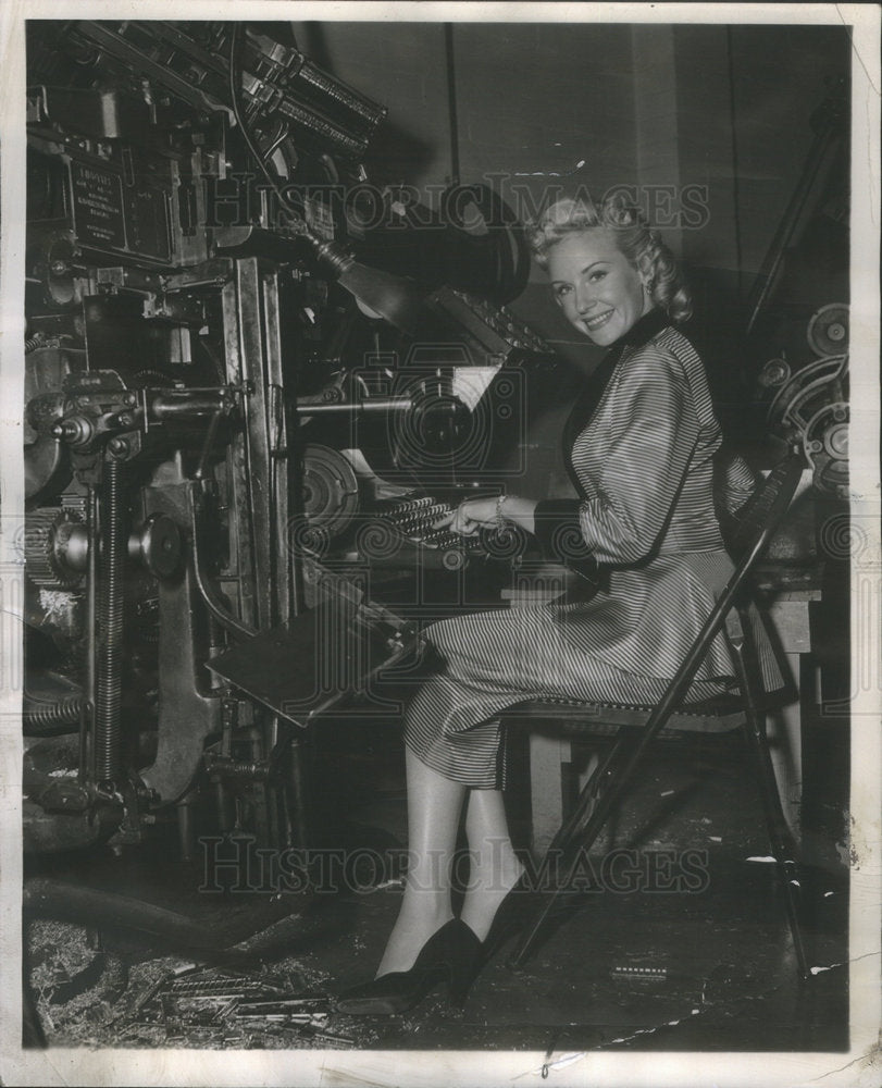 1952 Press Photo LUCILLE NORMAN AMERICAN SINGER FILM ACTRESS - RSC60157 - Historic Images