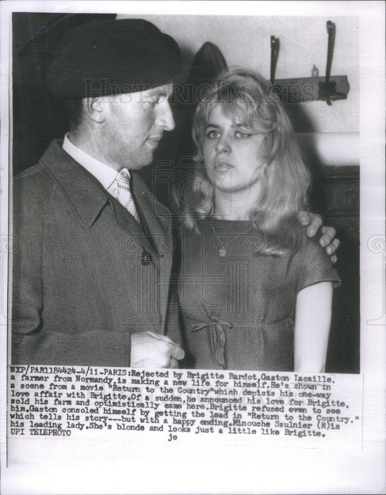 1959 GASTON LACAILLE BRIGITTE BARDOT MOVIE "RETURN TO THE COUNTRY" - Historic Images