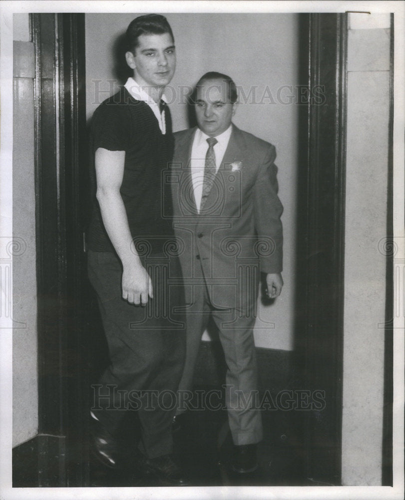 1957 Press Photo DONALD LAEMMERHIRT ART SICA CRIMINAL COURT - Historic Images