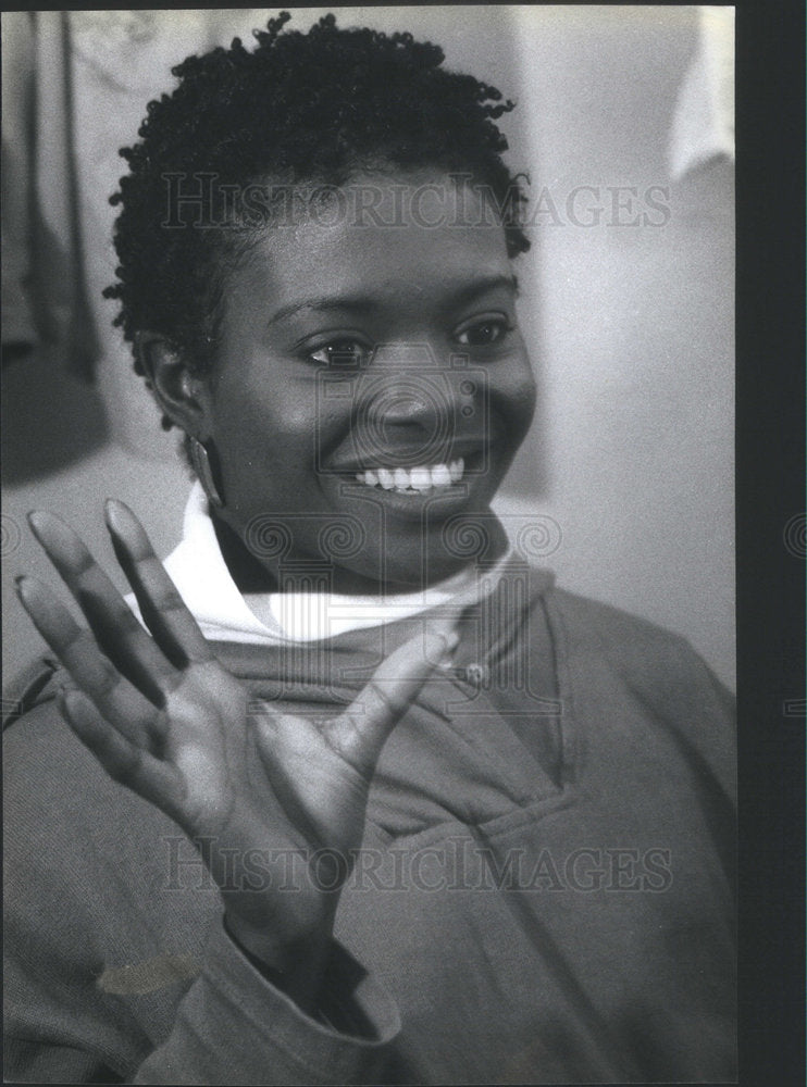 1990 Press Photo Actress La Chanze Dressing Room Once On This Island Play - Historic Images