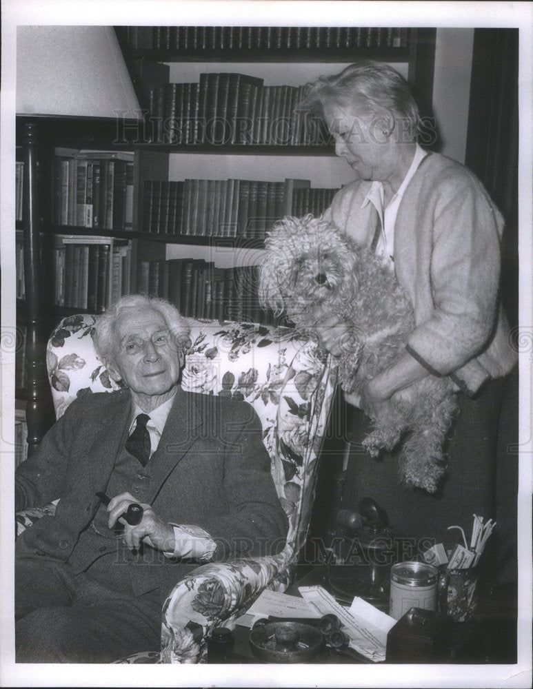 1964 Principis Mathematica Author Lord Russell With Wife Mock Poodle - Historic Images