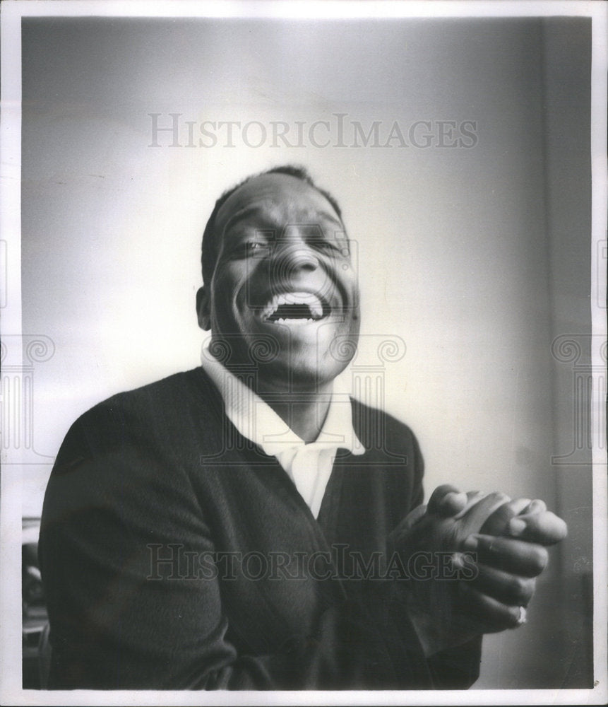 1962 Press Photo Comedian Nipsey Russell Candid Picture Laughing - Historic Images