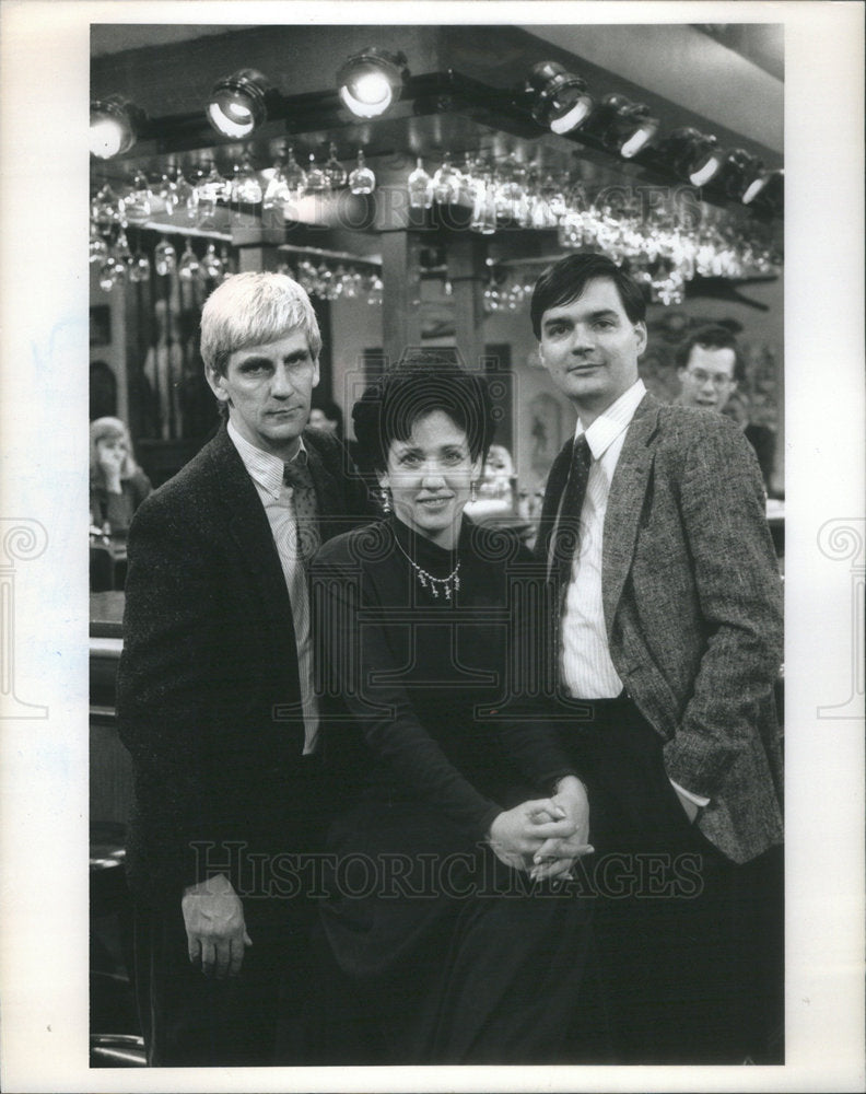 Press Photo Cheer Show Executive Producers Posing On Set Steinkellner Eichen - Historic Images