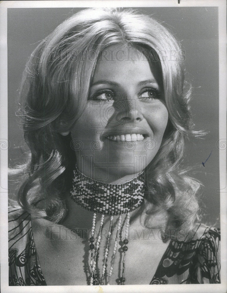 1978 Press Photo Britt Ekland All Smiles For Camera - Historic Images