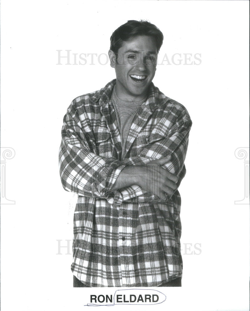 1996 Press Photo Men Behaving Badly Series Actor Eldard Promotion Picture - Historic Images