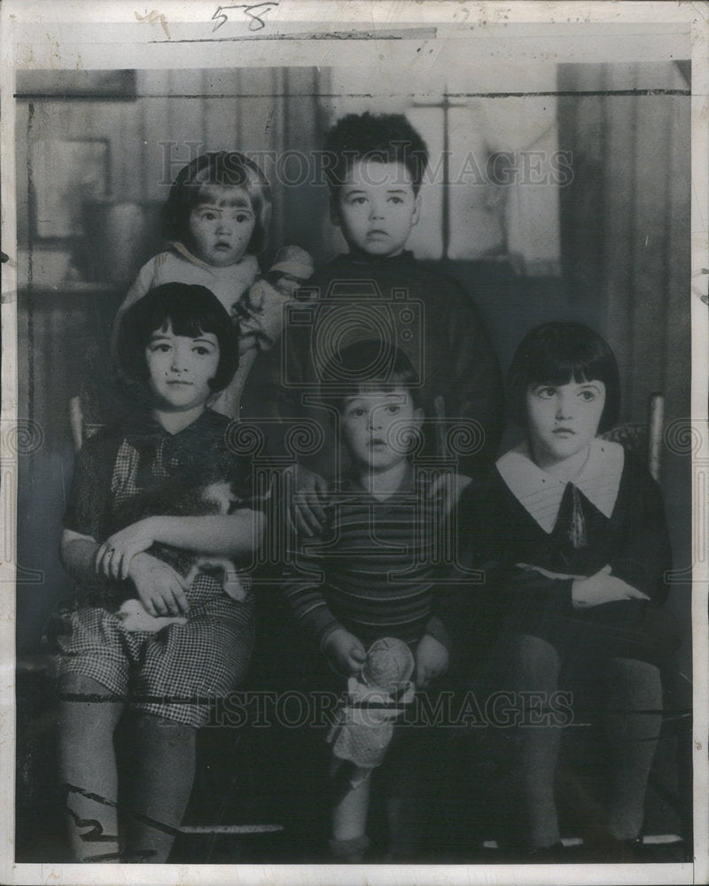 1935 Dionne Family Children Portrait Rose Therese Pauline Ernest - Historic Images