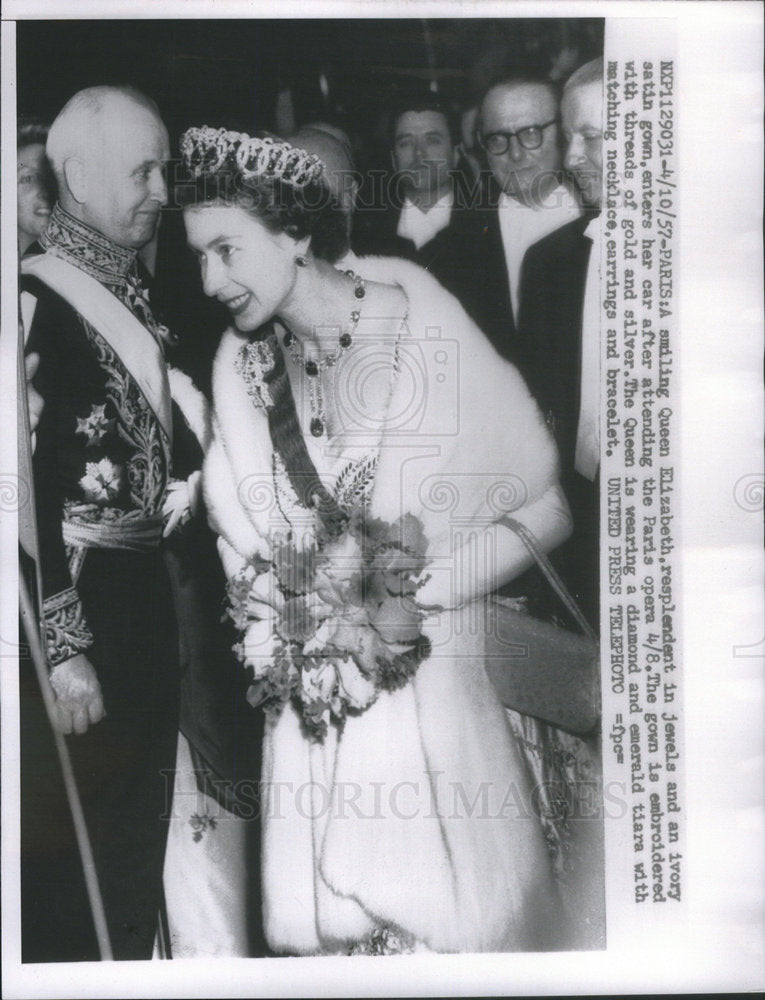 1957 Press Photo Queen Elizabeth England Royal Family France Visit - Historic Images