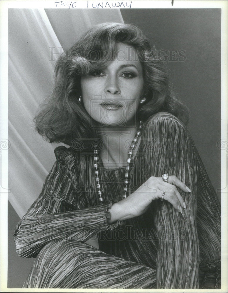 1986 Press Photo Actress Faye Dunaway - Historic Images