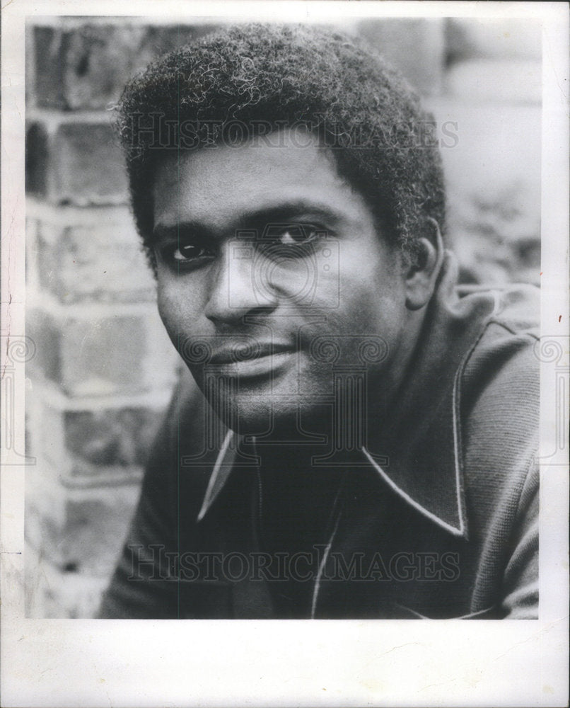 1975 Press Photo Charley Frank Pride Country Music Singer - RSC63253 - Historic Images