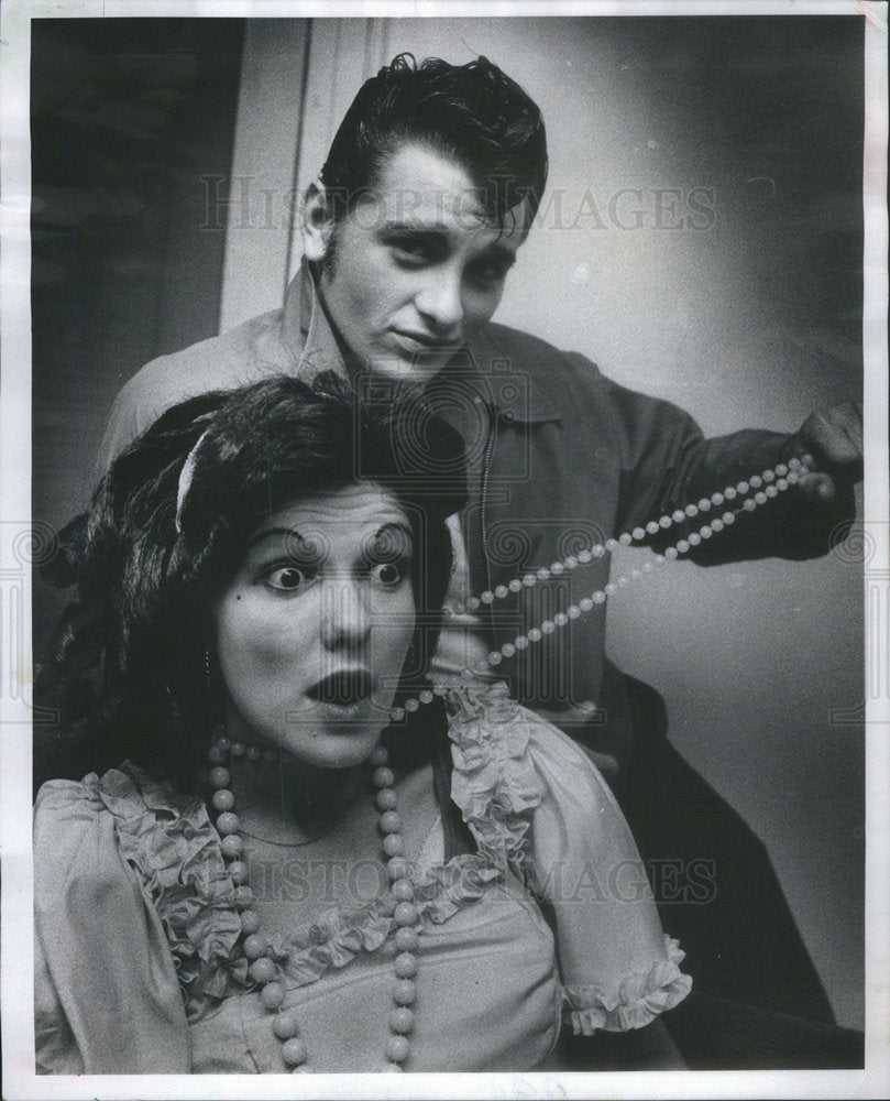 1977 Press Photo Actor And Actress Joene Lewis & Vincent Otero - Historic Images