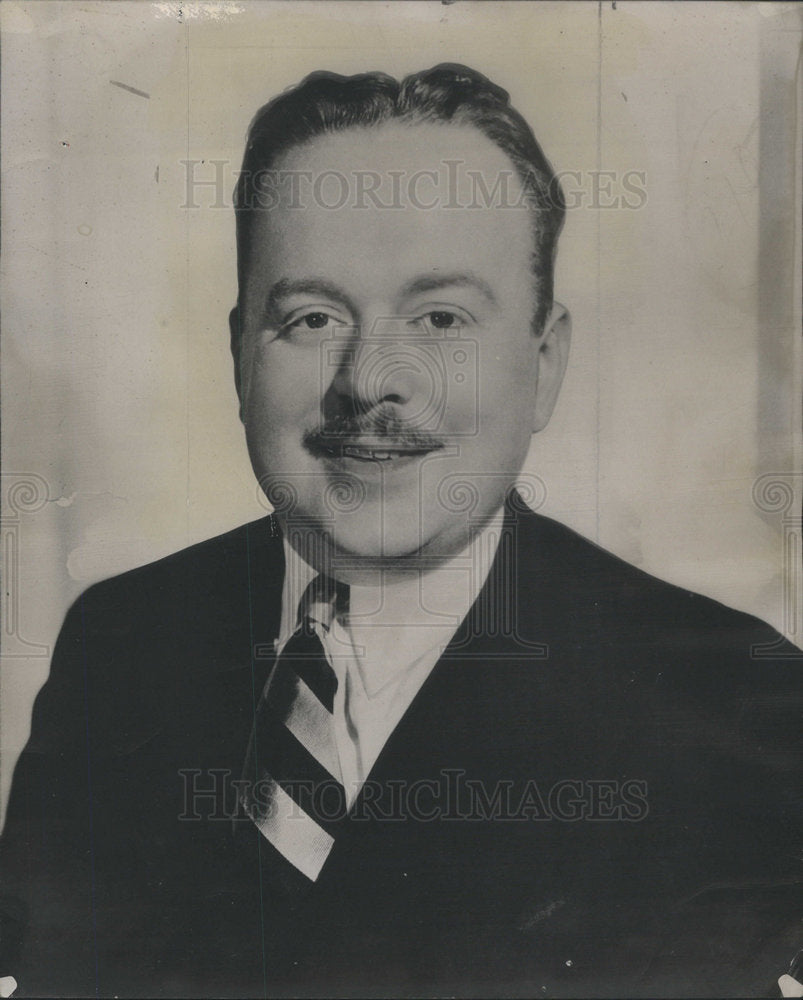 1957 Press Photo Frederick C. Othman In Suit And Tie For His Portrait - Historic Images