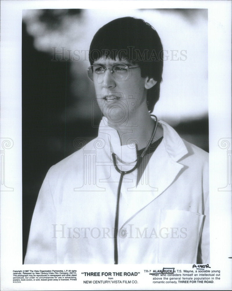 Press Photo Alan Ruck Wayne Three Road general female Romantic Comedy Scene - Historic Images