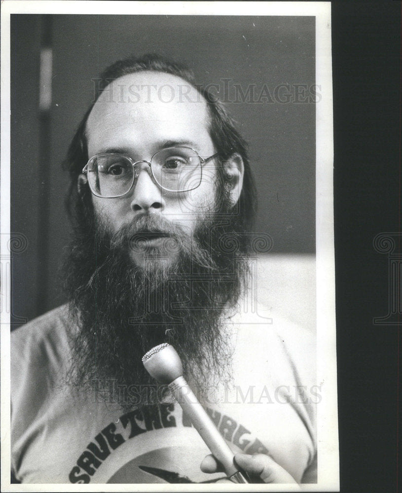 Press Photo Tom Falvey Director Chicago Chapter Greenpeace - Historic Images