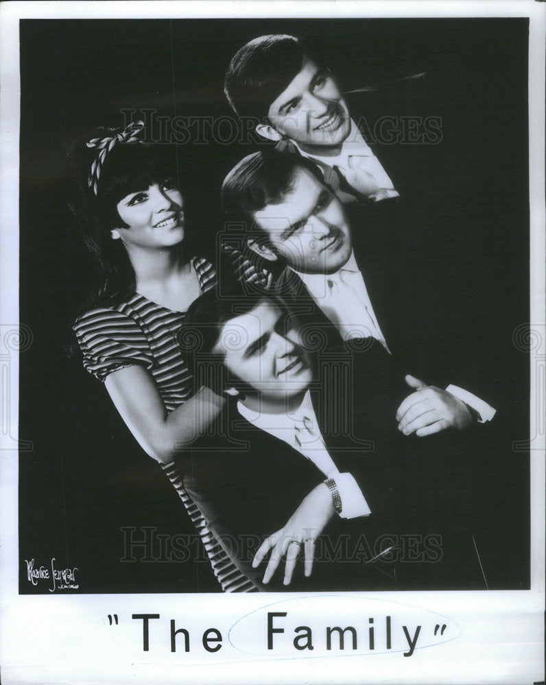 1967 Press Photo The Family 60s Singing Group Band Quartet Music Singers Retro - Historic Images