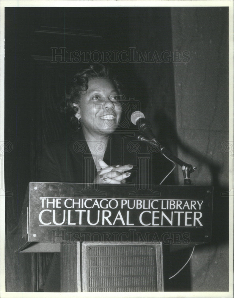 1982 Press Photo Amanda S. Rudal, New Chicago Public Library Commissioner. - Historic Images