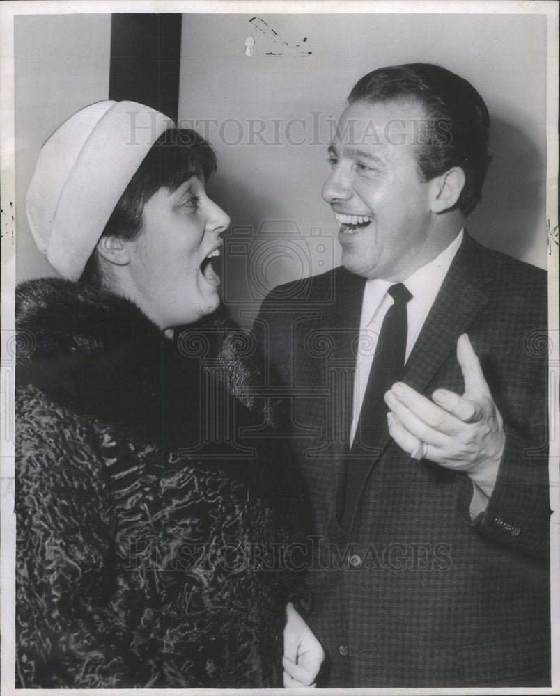 1965 Press Photo Consuelo Rubio David Poler Prince Igor O&#39;Hare Airport Opera - Historic Images