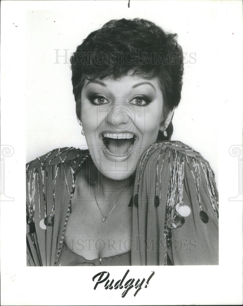 1986 Press Photo Pudgy Arnie Wicker Room Atlantic California Comedienne Diet - Historic Images