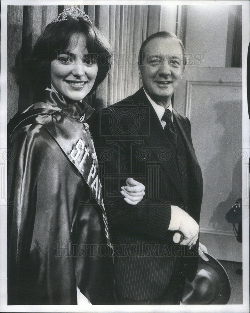 1977 Press Photo Colleen O&#39;Dwyer, Queen of the St. Patrick&#39;s Day Parade - Historic Images